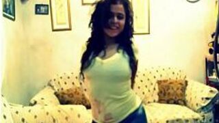 Catracha girl dancing sexy porn video